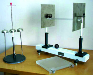 Демонстрационная установка «Конденсатор универсальный раздвижной»